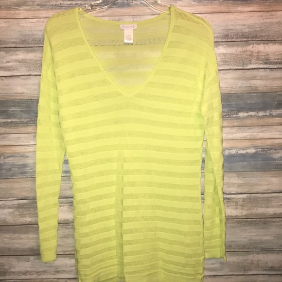 Cache neon size medium  long sleeve - Picture 2 of 4